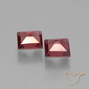 Gemas de Granate piropo Rojo medio natural de 1.50 ct, Cuadrado, VVS