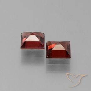 Gemas de Granate piropo Rojo oscuro natural de 1.49 ct, Cuadrado, VS