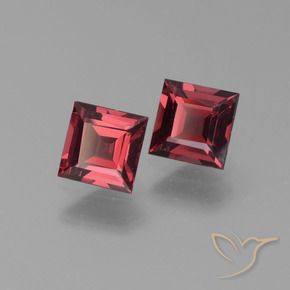 Gemas de Granate piropo Rojo oscuro natural de 1.53 ct, Cuadrado, VS