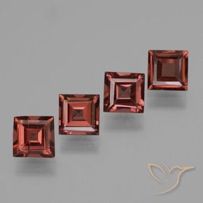 Gemas de Granate piropo Rojo escarlata natural de 3.26 ct, Cuadrado, VS