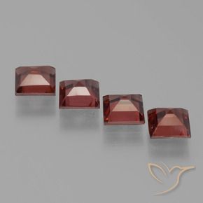 Gemas de Granate piropo Rojo escarlata natural de 3.26 ct, Cuadrado, VS