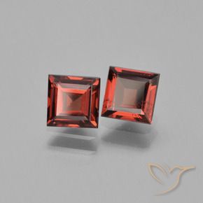 Gemas de Granate piropo Rojo oscuro natural de 1.69 ct, Cuadrado, VVS-VS