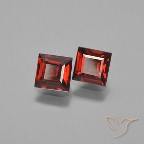 Gemas de Granate piropo Rojo oscuro natural de 1.47 ct, Cuadrado, VVS-VS