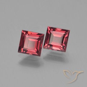 Gemas de Granate piropo Rojo merlot natural de 1.57 ct, Cuadrado, VVS-VS