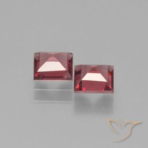 Gemas de Granate piropo Rojo escarlata natural de 1.33 ct, Cuadrado, VVS-VS