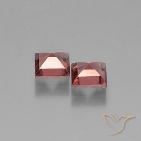 Gemas de Granate piropo Rojo vino intenso natural de 1.49 ct, Cuadrado, VS