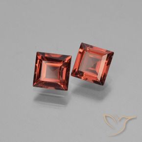 Gemas de Granate piropo Rojo escarlata natural de 1.60 ct, Cuadrado, VVS