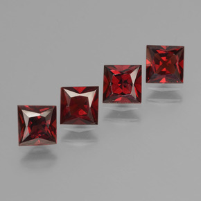 Gemas de Granate Piropo Rojo sangre intenso natural de 2.99 ct, Cuadrado, VVS-VS