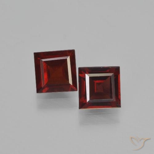Gemas de Granate Piropo Rojo oscuro natural de 1.55 ct, Cuadrado, VS