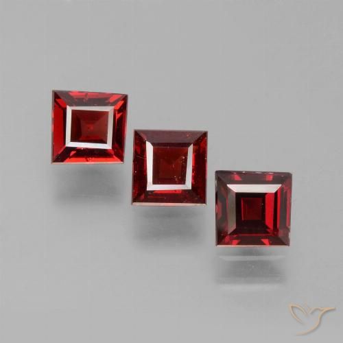 1.70ctw Natural Rojo sangre intenso Granate piropo, Cuadrado, VS