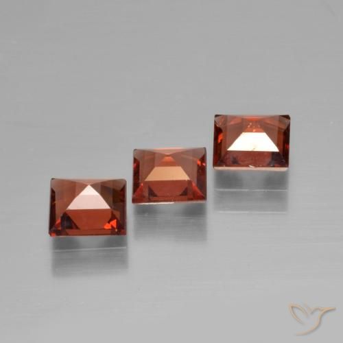 Gemas de Granate piropo Rojo claro natural de 1.82 ct, Cuadrado, VS