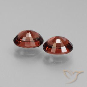 Gemas de Granate piropo Rojo oscuro natural de 3.57 ct, Ovalada, VVS-VS