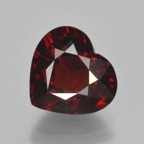 Granate Piropo Roja natural de 3.28 ct, Forma de corazón, VVS-VS