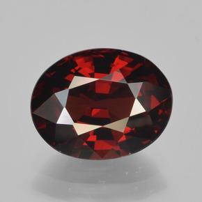 Granate Piropo Roja natural de 3.48 ct, Corte Óvalo, VVS