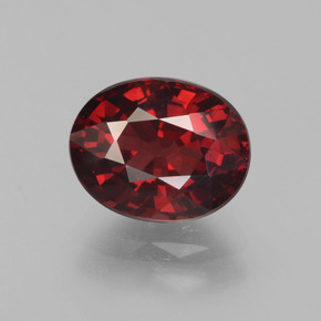 Granate Piropo Roja natural de 3.75 ct, Corte Óvalo, VVS-VS
