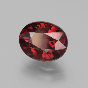 Granate Piropo Roja natural de 3.75 ct, Corte Óvalo, VVS-VS