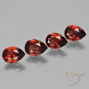 Gemas de Granate piropo Rojo claro natural de 3.18 ct, En forma de pera, VVS-VS