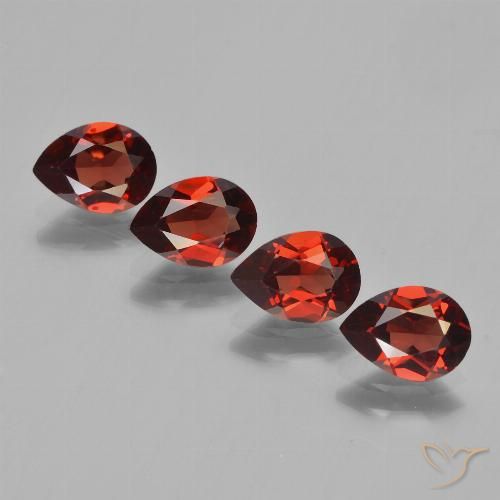 Gemas de Granate Piropo Rojo grosella natural de 3.36 ct, En forma de pera, VVS-VS