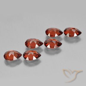 Gemas de Granate piropo Rojo oscuro natural de 4.44 ct, En forma de pera, VVS-VS