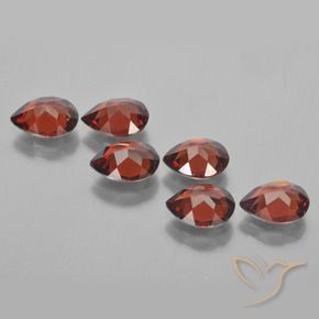 Gemas de Granate piropo Rojo oscuro natural de 4.70 ct, En forma de pera, VS