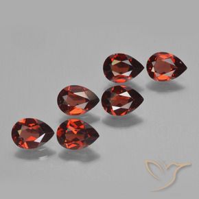 Gemas de Granate piropo Rojo merlot natural de 4.57 ct, En forma de pera, VVS-VS
