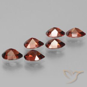 Gemas de Granate piropo Rojo claro natural de 5.55 ct, En forma de pera, VVS-VS