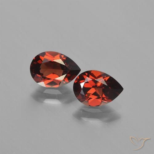 Gemas de Granate piropo Rojo merlot natural de 1.81 ct, En forma de pera, VVS-VS