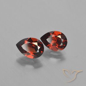 Gemas de Granate piropo Rojo merlot natural de 1.81 ct, En forma de pera, VVS-VS