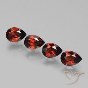 Gemas de Granate piropo Rojo grosella natural de 3.62 ct, En forma de pera, VVS-VS