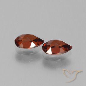 Gemas de Granate piropo Rojo merlot natural de 1.82 ct, En forma de pera, VVS
