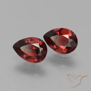 Gemas de Granate piropo Rojo oscuro natural de 1.68 ct, En forma de pera, VVS-VS