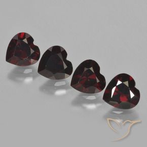 Gemas de Granate piropo Rojo oscuro natural de 3.82 ct, Corazón, VVS-VS