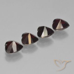 Gemas de Granate piropo Rojo oscuro natural de 3.82 ct, Corazón, VVS-VS