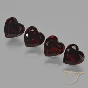 Gemas de Granate piropo Rojo negruzco natural de 3.81 ct, Corazón, VVS-VS