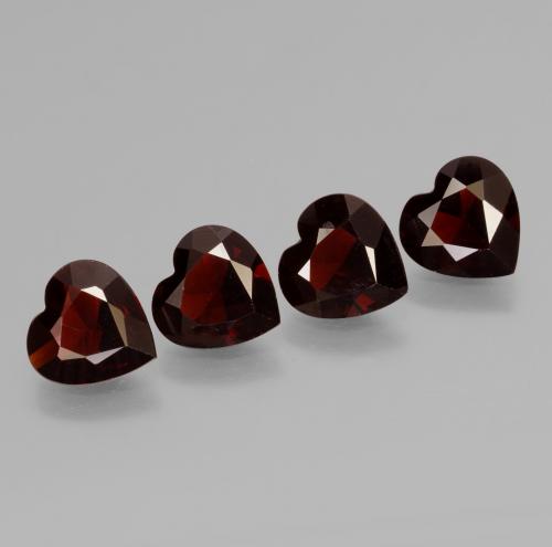 Gemas de Granate Piropo Rojo oscuro natural de 2.99 ct, Forma de corazón, VVS-VS