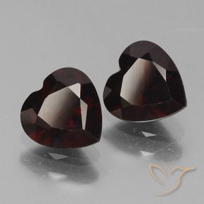 Gemas de Granate piropo Rojo negruzco natural de 1.82 ct, Corazón, VVS-VS
