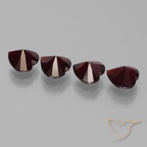 Gemas de Granate piropo Rojo oscuro natural de 3.52 ct, Corazón, VVS-VS