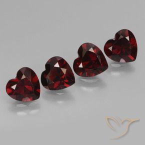 Gemas de Granate piropo Rojo sangre intenso natural de 3.29 ct, Corazón, VVS-VS