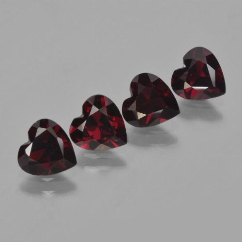Gemas de Granate Piropo Rojo negruzco natural de 3.02 ct, Forma de corazón, VVS-VS