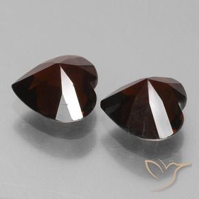 Gemas de Granate piropo Rojo negruzco natural de 1.77 ct, Corazón, VVS-VS