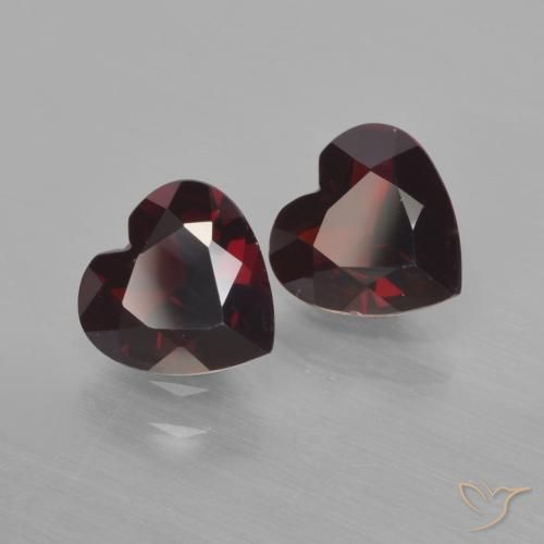 Gemas de Granate piropo Rojo negruzco natural de 1.45 ct, Corazón, VVS-VS