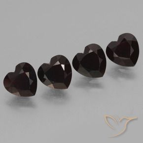 Gemas de Granate piropo Rojo oscuro natural de 3.85 ct, Corazón, VVS-VS
