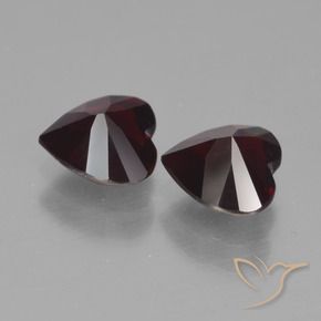 Gemas de Granate piropo Rojo negruzco natural de 1.73 ct, Corazón, VVS-VS