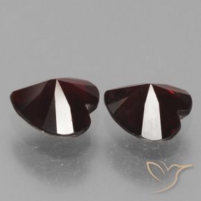 Gemas de Granate piropo Rojo oscuro natural de 1.56 ct, Corazón, VVS-VS