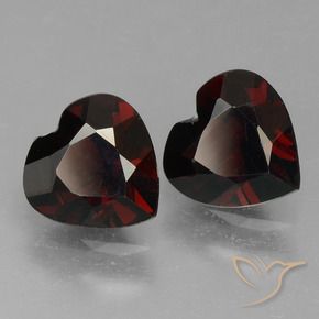 Gemas de Granate piropo Rojo negruzco natural de 1.64 ct, Corazón, VVS-VS