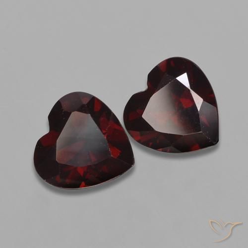 Gemas de Granate piropo Rojo oscuro natural de 1.68 ct, Corazón, VVS-VS