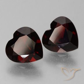 Gemas de Granate piropo Rojo oscuro natural de 1.62 ct, Corazón, VVS-VS