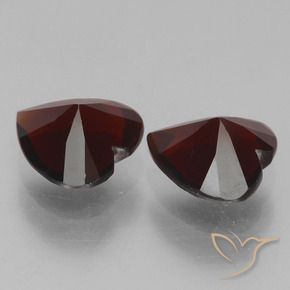 Gemas de Granate piropo Rojo negruzco natural de 1.75 ct, Corazón, VVS-VS