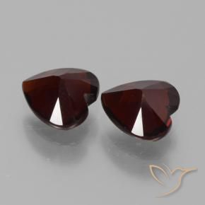 Gemas de Granate piropo Rojo negruzco natural de 1.90 ct, Corazón, VVS-VS