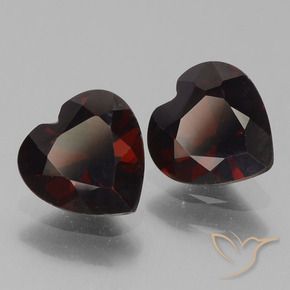 Gemas de Granate piropo Rojo oscuro natural de 1.63 ct, Corazón, VVS-VS